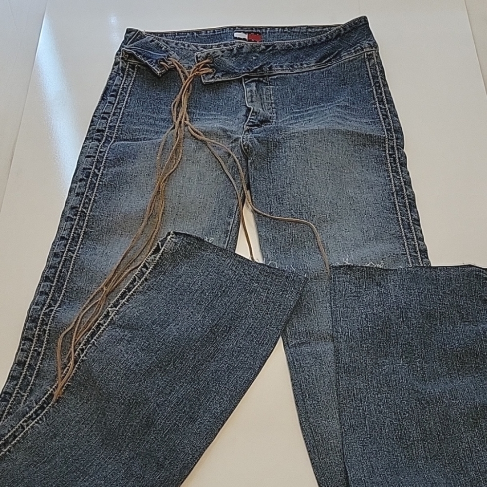 SALE🔥VINTAGE 90s TOMMY straight leg jeans